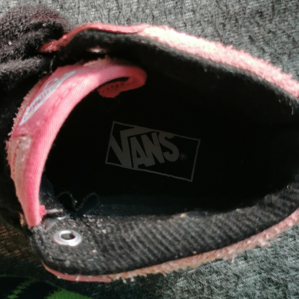 Vans - Picture 8 of 9